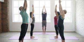 Le Yoga peut s’inscrire dans une stratégie pour diminuer le niveau de stress et diminuer toutes les pathologies en lien avec lui.