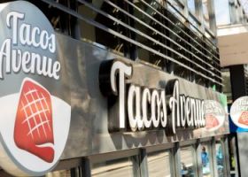 Enseigne de tacos francais